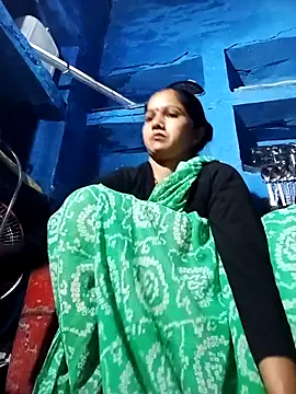 Snapshot of Jooli_xx chatting on October 17, 12:14 am Jooli xx online show from October 17, 12:14 am