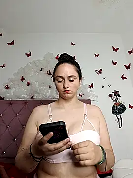 Snapshot of kate_rosse02 chatting on October 9, 4:49 am kate rosse02 online show from October 9, 4:49 am