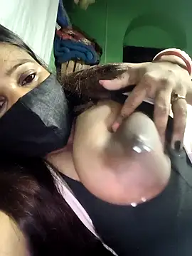 V-hot-swiet online show from September 26, 6:27 pm