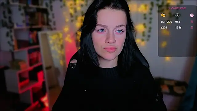 raspberry  girl  online show from September 19, 9:47 pm