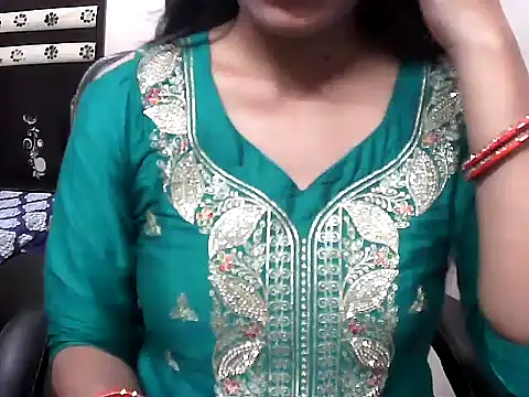 Snapshot of Lalita_thakur chatting on September 29, 6:02 pm Lalita thakur online show from September 29, 6:02 pm