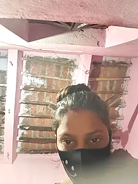 Snapshot of posewith chatting on October 13, 10:56 pm posewith online show from October 13, 10:56 pm