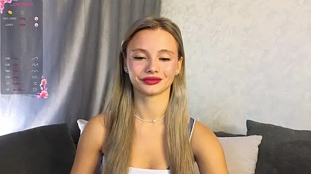 Snapshot of NaughtySeraphine chatting on October 24, 6:09 am NaughtySeraphine online show from October 24, 6:09 am