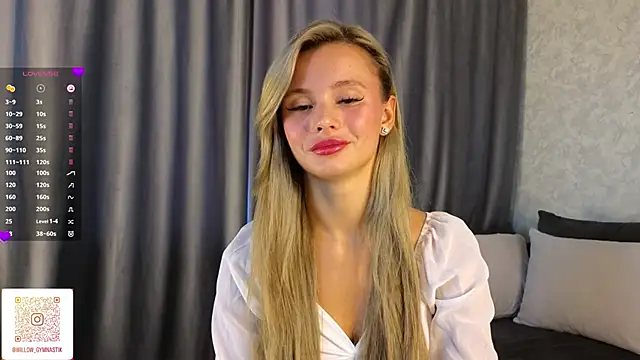 Snapshot of NaughtySeraphine chatting on October 29, 6:18 am NaughtySeraphine online show from October 29, 6:18 am