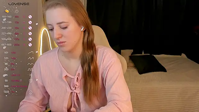 Alice Cire online show from February 20, 2:54 am