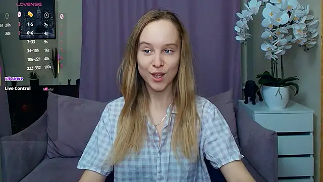 SoonMoor online show from March 27, 6:30 pm