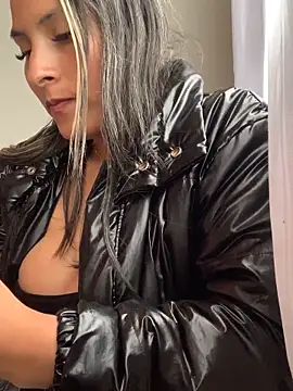 Snapshot of Berta_arevalo_blsd chatting on October 22, 8:25 pm Berta arevalo blsd online show from October 22, 8:25 pm