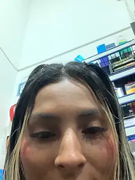 Snapshot of Berta_arevalo_blsd chatting on October 13, 11:07 pm Berta arevalo blsd online show from October 13, 11:07 pm