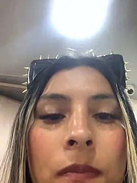 Snapshot of Berta_arevalo_blsd chatting on November 1, 12:15 am Berta arevalo blsd online show from November 1, 12:15 am