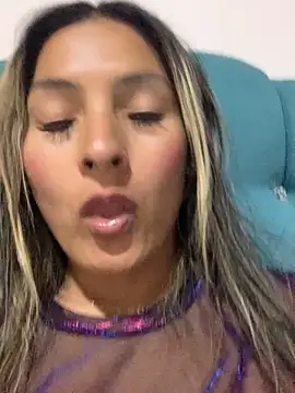 Snapshot of Berta_arevalo_blsd chatting on October 10, 10:36 pm Berta arevalo blsd online show from October 10, 10:36 pm