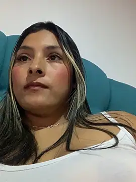 Snapshot of Berta_arevalo_blsd chatting on October 27, 11:21 pm Berta arevalo blsd online show from October 27, 11:21 pm