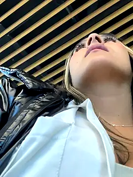 Snapshot of Berta_arevalo_blsd chatting on October 16, 11:29 pm Berta arevalo blsd online show from October 16, 11:29 pm