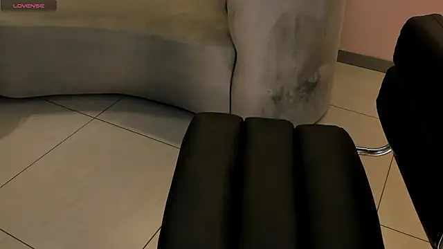 BrendaKoleman  online show from October 31, 4:47 am