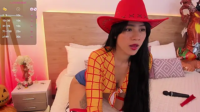 Snapshot of GinebraBrown chatting on October 30, 7:04 pm GinebraBrown online show from October 30, 7:04 pm