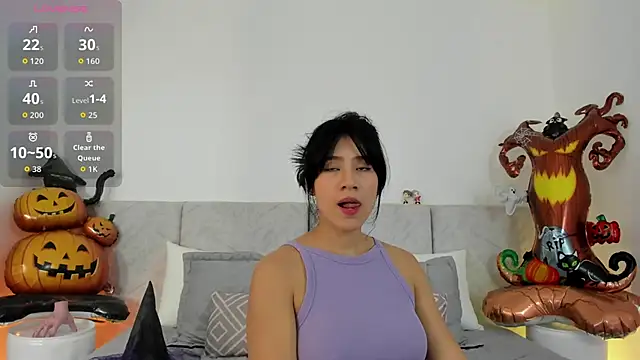 Snapshot of GinebraBrown chatting on October 16, 6:43 pm GinebraBrown online show from October 16, 6:43 pm