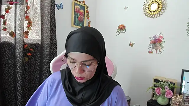 dalila kemur online show from May 25, 2:49 pm