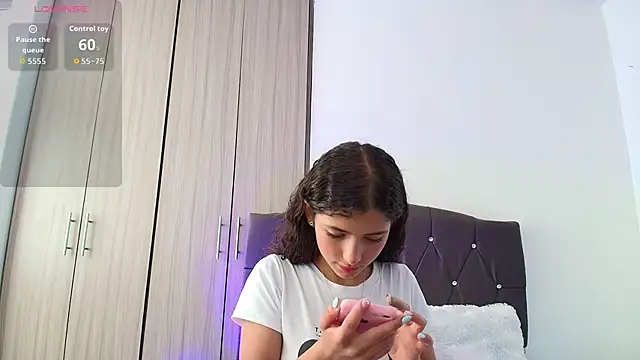 Ruby Whispers online show from October 1, 1:27 pm