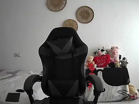 dulvolkova online show from October 27, 7:48 am