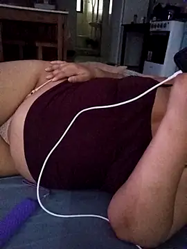 xlatinastar online show from November 1, 7:18 pm