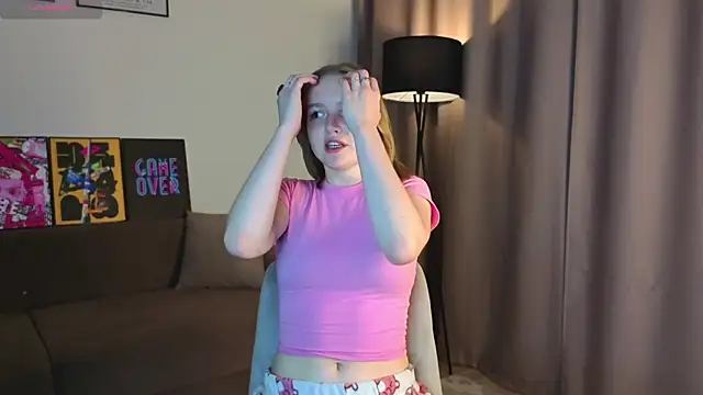 Snapshot of VinnieSerrano chatting on September 22, 3:21 pm VinnieSerrano online show from September 22, 3:21 pm