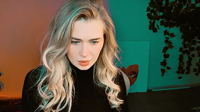 AdelLoyss online show from October 26, 1:17 pm