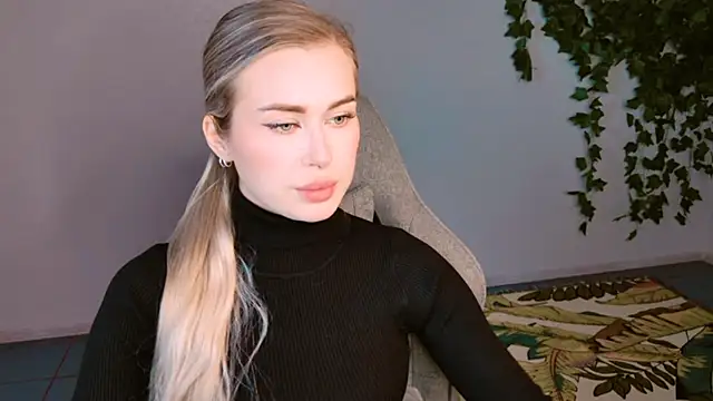 AdelLoyss online show from October 12, 1:24 pm