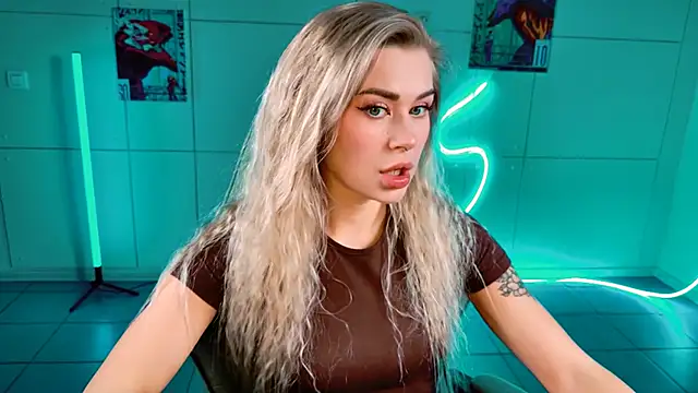 AdelLoyss online show from October 10, 1:05 pm