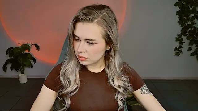 AdelLoyss online show from September 20, 9:07 am