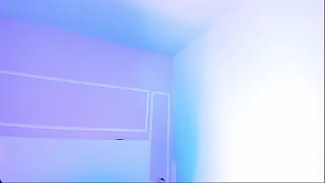 Snapshot of TianaGlow26 chatting on October 5, 3:33 am TianaGlow26 online show from October 5, 3:33 am