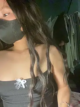 Fin-xinh18 online show from November 3, 4:00 pm