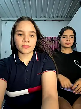 Snapshot of Ashley_and_Zoe chatting on September 27, 3:14 am Ashley and Zoe online show from September 27, 3:14 am