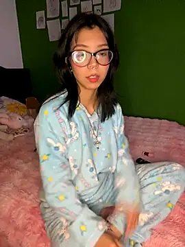 Valen-Foxx online show from September 28, 6:42 am