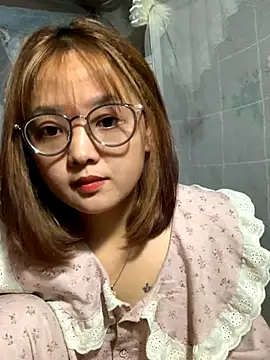 July-y online show from October 29, 1:47 pm