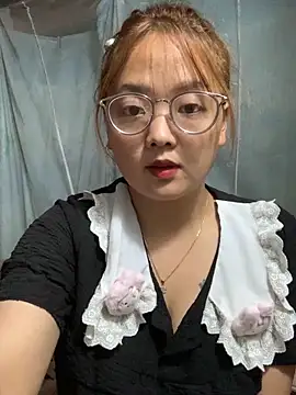 July-y online show from October 7, 2:32 pm