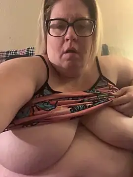 sexymommy1988 online show from November 9, 4:52 am