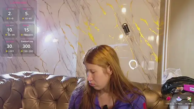 Olivia11  online show from December 20, 11:58 am