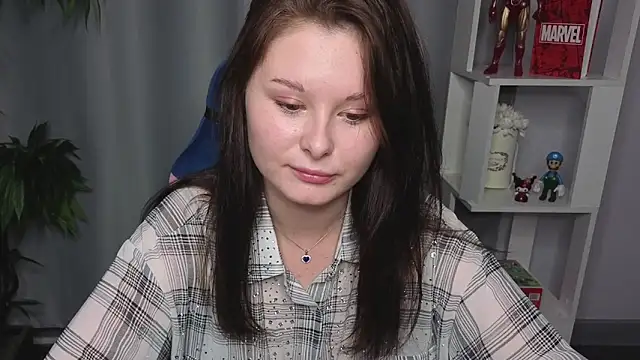 EricaGonzales online show from October 22, 9:03 am