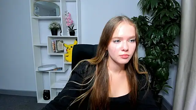 HazelMorris online show from October 24, 2:02 pm