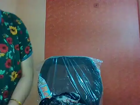 Snapshot of Its_bhabhikhushi chatting on September 9, 5:57 pm Its bhabhikhushi online show from September 9, 5:57 pm