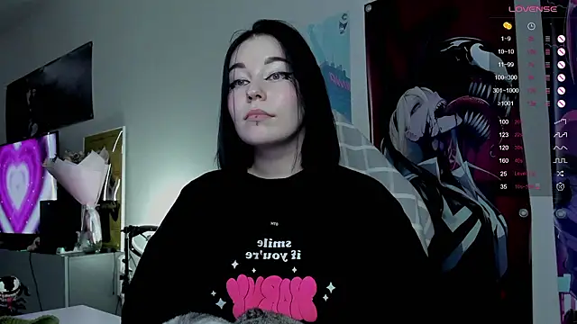 MargarettRose online show from February 6, 7:01 am