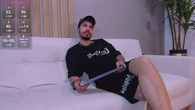 aronandluna online show from October 10, 2:33 pm