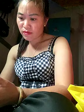 tuyetnhi-00 online show from October 27, 9:05 am