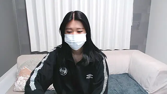 RIKA PAI online show from September 12, 4:46 am