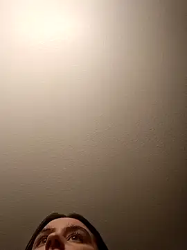 freakylittlebitch69 online show from November 27, 2:03 am