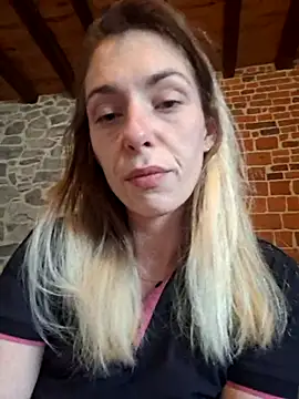 Snapshot of SexyAlya chatting on October 9, 12:53 pm SexyAlya online show from October 9, 12:53 pm