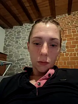 Snapshot of SexyAlya chatting on October 26, 12:39 am SexyAlya online show from October 26, 12:39 am