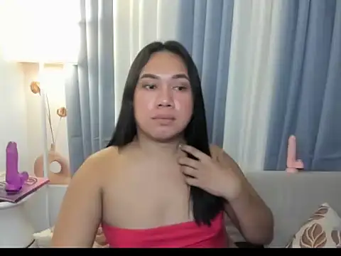 TsUncutKaren online show from November 13, 6:40 pm