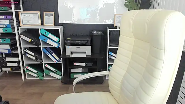 Snapshot of _feel_me_ chatting on October 21, 1:53 am  feel me  online show from October 21, 1:53 am