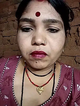 Snapshot of Priya_tyagi chatting on September 30, 8:42 am Priya tyagi online show from September 30, 8:42 am