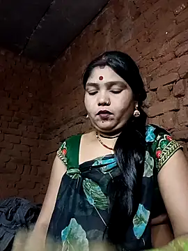 Snapshot of Priya_tyagi chatting on October 14, 3:25 pm Priya tyagi online show from October 14, 3:25 pm